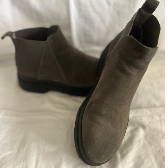 EILEEN FISHER Finn Genuine Suede Low Fatform Bootie Boots Slate Gray 7.5 - Picture 2 of 8